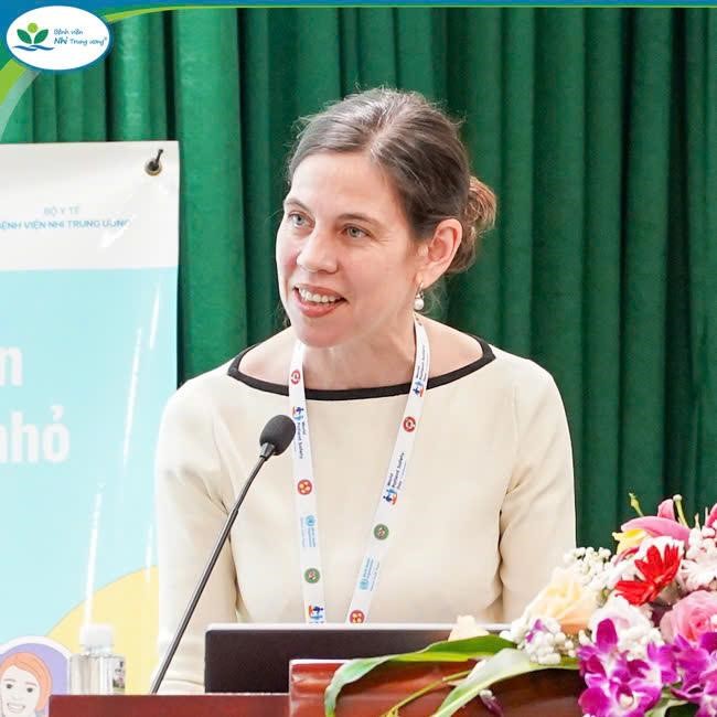Bà Jennifer Horton – Phó Trưởng đại diện WHO tại Việt Nam phát biểu tại Lễ mít-tinh (Ảnh: BVNTW)