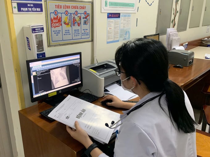 Mặc dù có độ trễ nhưng ngành y vẫn đang nỗ lực hết sức để triển khai bệnh án điện tử, đem lại lợi ích cho toàn dân