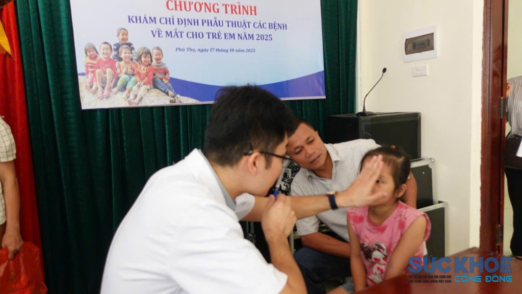 Ánh mắt trẻ thơ luôn được bảo vệ 