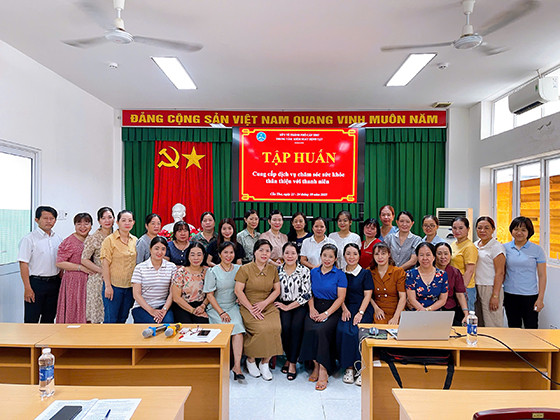 tap-huan-vi-thanh-nien-02