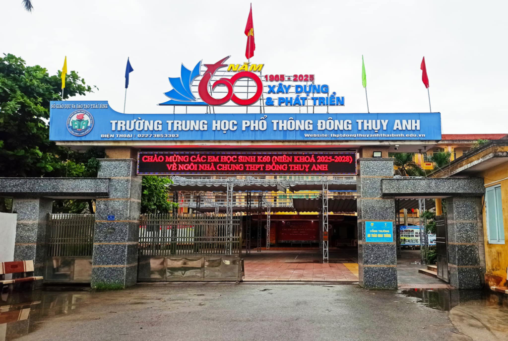 Trường THPT Đông Thụy Anh