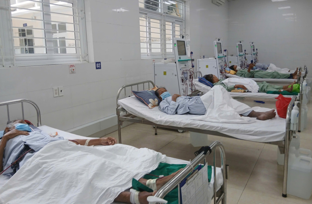 Đơn nguyên thận nhân tạo - Bệnh viện Đa khoa khu vực Bồng Sơn được tỉnh Gia Lai quan tâm đầu tư 5 máy chạy thận nhân tạo