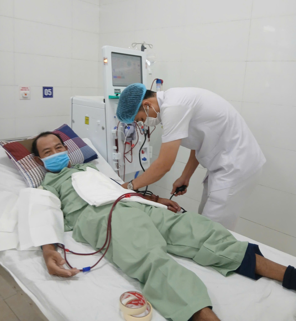 Trước mắt, Đơn nguyên thận nhân tạo - Bệnh viện Đa khoa khu vực Bồng Sơn sẽ tổ chức chạy 2 ca và đáp ứng nhu cầu chạy thận nhân tạo cho khoảng 20 bệnh nhân