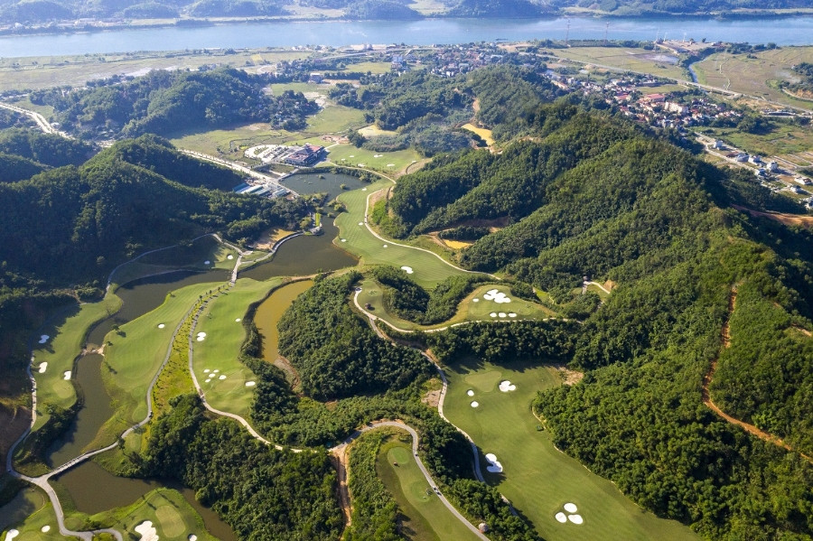 hilltop-valley
