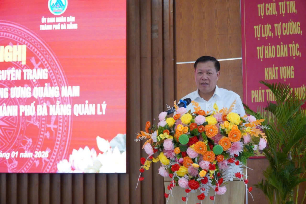 Thứ trưởng Bộ Y tế Đỗ Xuân Tuyên phát biểu tại Hội nghị