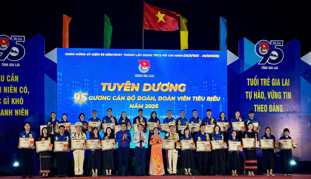 Tuyên dương 95 gương cán bộ Đoàn, đoàn viên tiêu biểu