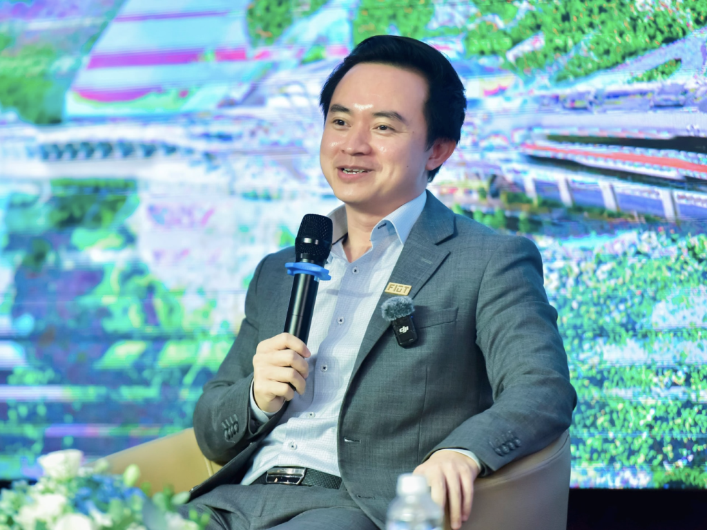 Ông Ngô Thành Huấn - CEO Công ty CP Tư vấn đầu tư và Quản lý tài sản FIDT trao đổi tại tọa đàm (Ảnh: BTC)