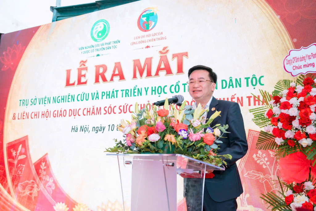 Ông Nguyễn Văn Tứ - Phó Viện trưởng Viện Nghiên cứu và Phát triển Y dược cổ truyền dân tộc, Chủ tịch Liên chi hội CSSKCĐ Chiến Thắng (Ảnh: PV)