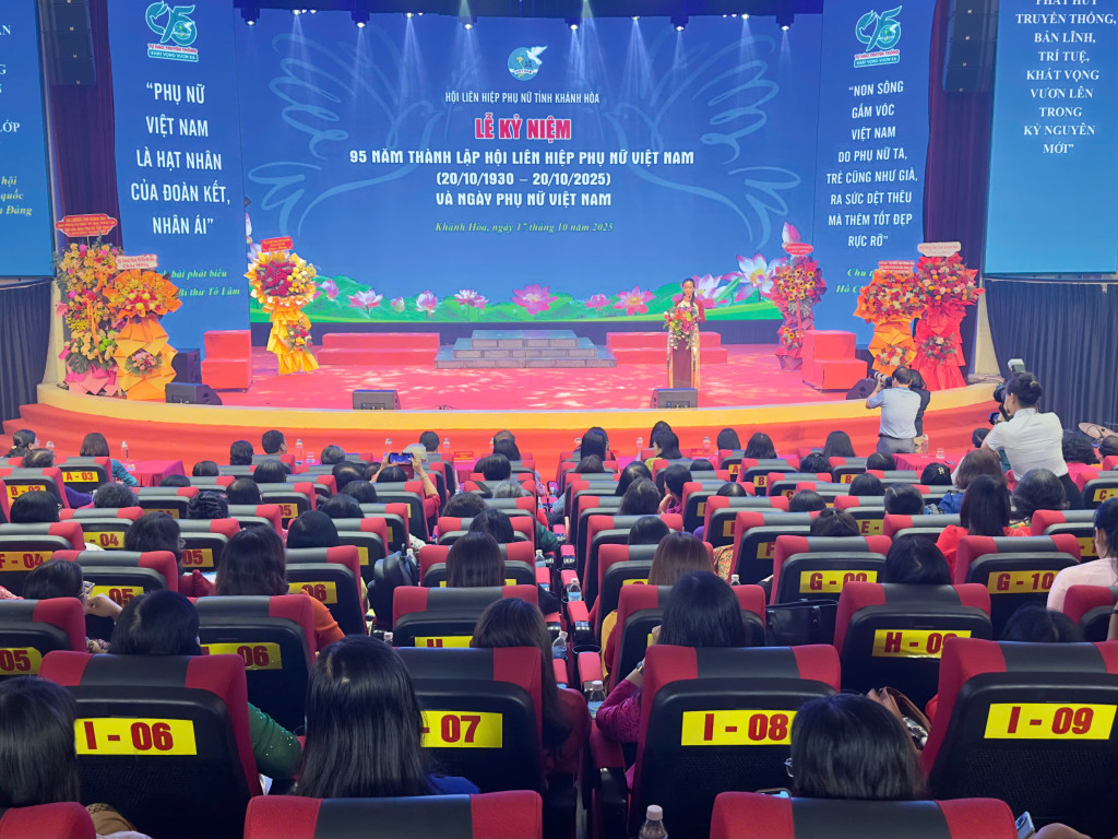 Toàn cảnh lễ kỷ niệm (Ảnh: Thanh Huy)