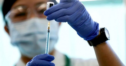 Nhật Bản tiêm vaccine Pfizer phòng COVID-19 cho trẻ từ 6 tháng - 4 tuổi
