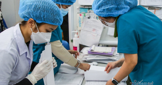 ‘Cởi trói’ để bác sĩ đàng hoàng đi làm thêm