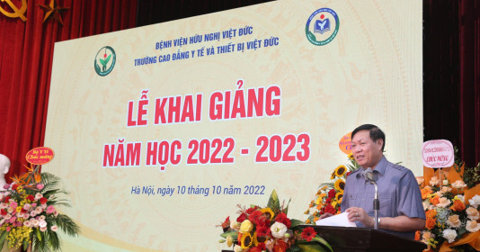 Khai giảng Trường Cao đẳng Y tế và Thiết bị Việt Đức