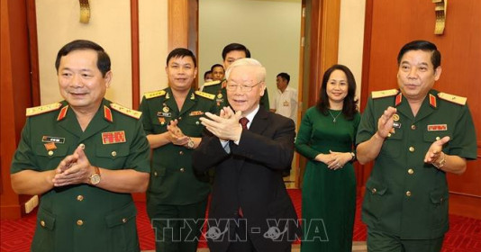 Tổng Bí thư Nguyễn Phú Trọng gặp mặt các đại biểu thanh niên Quân đội