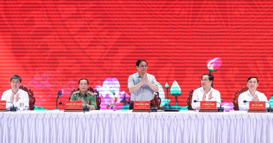 Thủ tướng Phạm Minh Chính tiếp xúc cử tri tại thành phố Cần Thơ