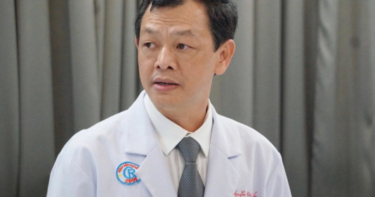 Bác sĩ Nguyễn Tri Thức: Chỉ có một hãng độc quyền thì lấy đâu ra gói giá khác để tham khảo?