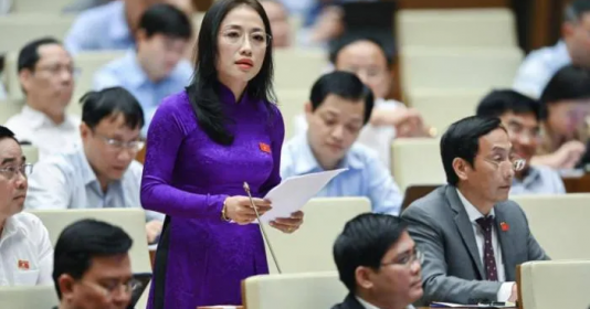 Quốc hội đang thảo luận góp ý dự thảo Luật Khám bệnh, chữa bệnh (sửa đổi) 