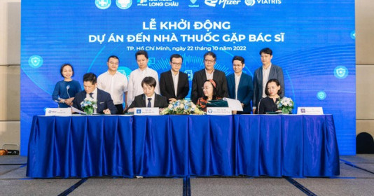 Pfizer đồng hành dự án 'đến nhà thuốc gặp bác sĩ'