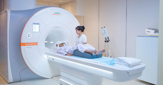 Thiết bị y tế 'tắc' ở hải quan, doanh nghiệp cầu cứu lên cả Thủ tướng