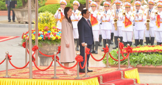 Thủ tướng Phạm Minh Chính chủ trì lễ đón Thủ tướng New Zealand