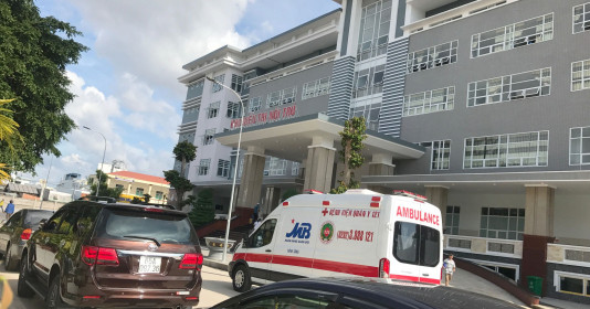 Bệnh viện Quân y 121 áp dụng kỹ thuật mới để điều trị tán sỏi qua da, thay đĩa đệm...