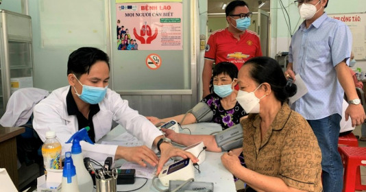 Dự án Xóa bỏ bệnh lao: Tổ chức khám, chụp x-quang và xét nghiệm miễn phí