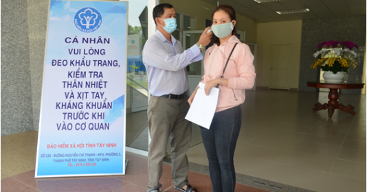 Bộ Y tế bổ sung bệnh Covid-19 được hưởng trợ cấp xã hội