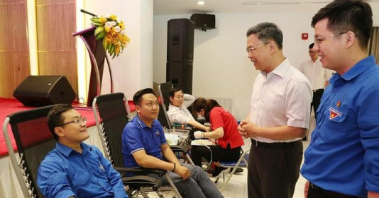 Đoàn viên, thanh niên 4 Văn phòng Trung ương tham gia hiến máu tình nguyện