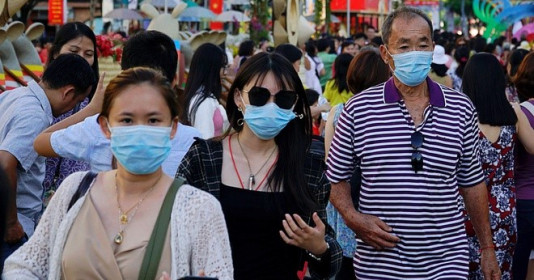 Hà Nội yêu cầu đeo khẩu trang tại nơi đông người