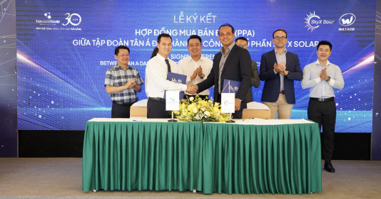 Tân Á Đại Thành hợp tác cùng SkyX Solar phát triển hệ thống nhà máy năng lượng sạch