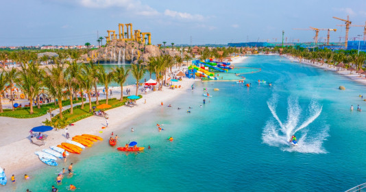 Tổ hợp hồ nước mặn tạo sóng nhân tạo Royal Wave Park xác lập 'hat-trick' kỉ lục thế giới