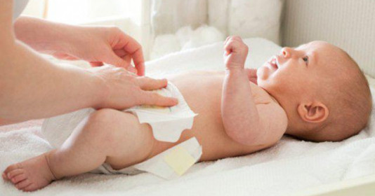 Những biểu hiện khi trẻ bị tiệu chảy nhiễm khuẩn và cách chăm sóc