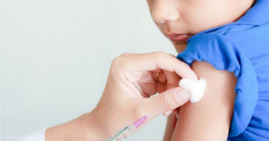 Mua sắm, cung ứng kịp thời các vaccine tiêm chủng mở rộng