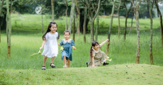 Trẻ con Ecopark có tuổi thơ của “thời ông bà, cha mẹ”
