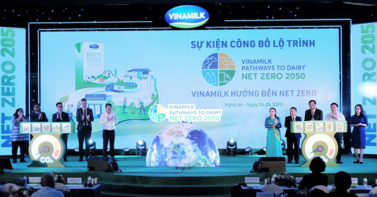 Vinamilk công bố lộ trình tiến đến Net Zero 2050 khi có 2 đơn vị đầu tiên sở hữu chứng nhận trung hòa Carbon