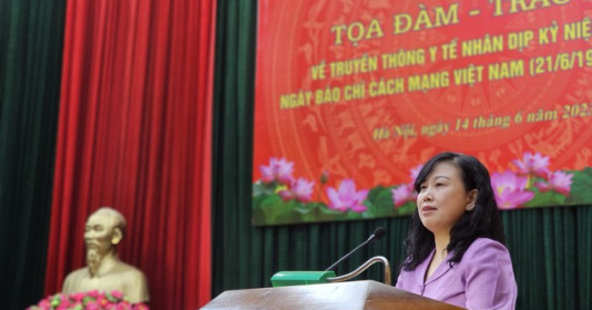 Bộ trưởng Bộ Y tế khẳng định sẽ đảm bảo được số vaccine 5 trong 1 tiêm cho trẻ