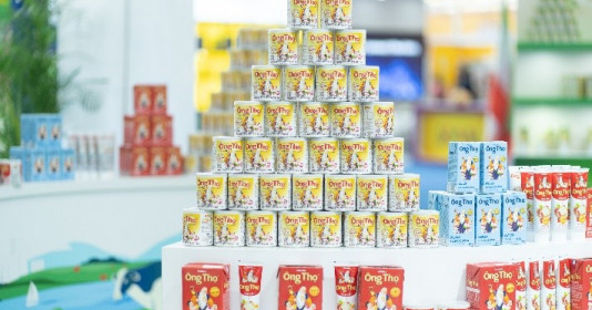 Sữa đặc ông Thọ (Vinamilk) tạo ấn tượng tại hội chợ Quảng Châu, Trung Quốc