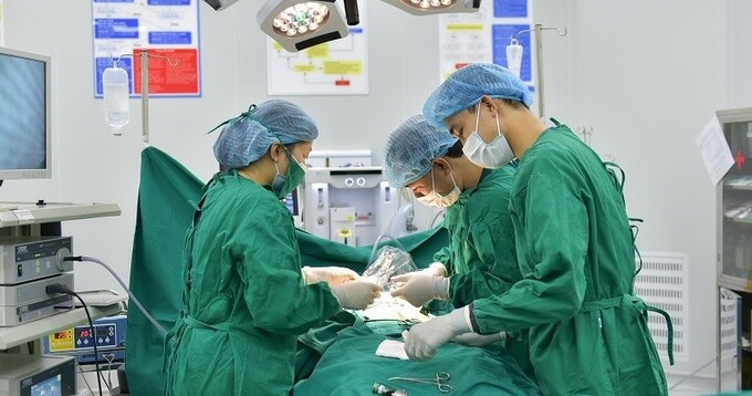 Không chủ quan khi thấy đau âm ỉ thắt lưng trái