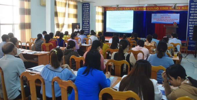 Cà Mau tập huấn chương trình nuôi dưỡng trẻ nhỏ