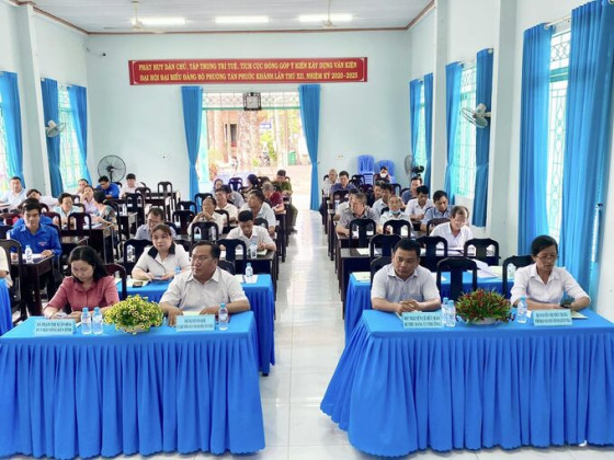 Bình Dương ra mắt Câu lạc bộ Nông dân với Pháp Luật