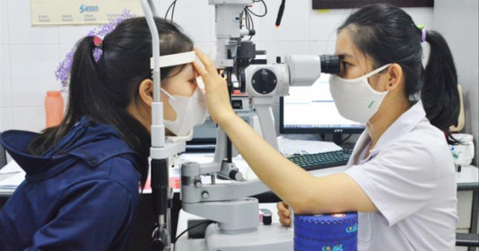 Không có tình trạng khan hiếm thuốc trị đau mắt đỏ tại TP Hồ Chí Minh