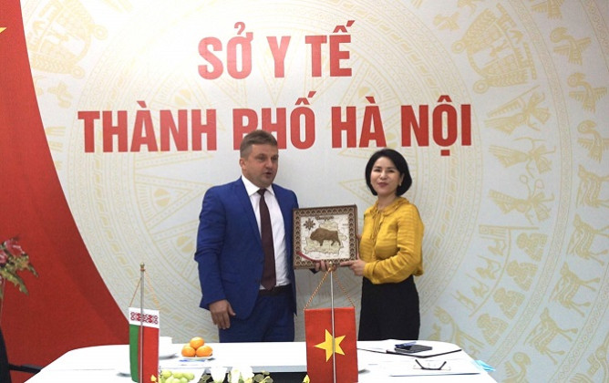 Sở Y tế Hà Nội tiếp đoàn công tác y tế của thành phố Minsk