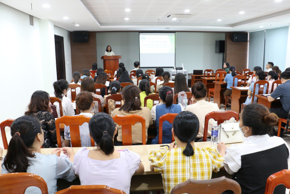 Đà Nẵng: Tập huấn chăm sóc sức khỏe sinh sản vị thành niên cho cán bộ y tế trường học