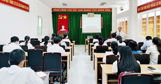 Cần Thơ: Tập huấn tư vấn xét nghiệm HIV cho cán bộ y tế