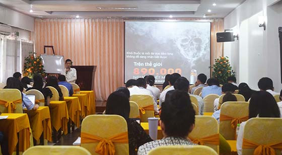 Cần Thơ: Tập huấn về phòng chống tác hại của thuốc lá cho giáo viên