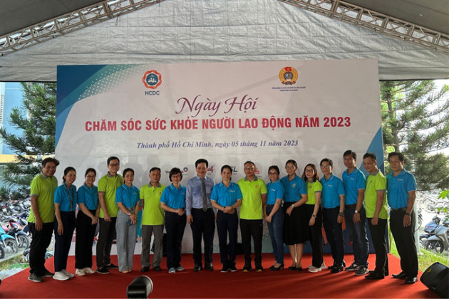 Hơn 1.000 công nhân tham dự Ngày hội Chăm sóc sức khoẻ