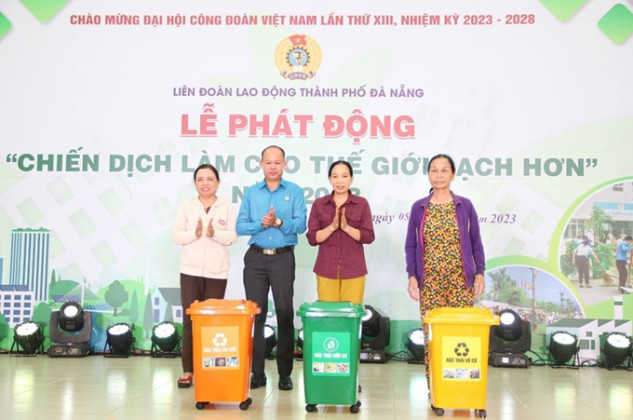 Đà Nẵng: Trang bị 50 thùng rác phân loại tại nguồn ở quận Liên Chiểu