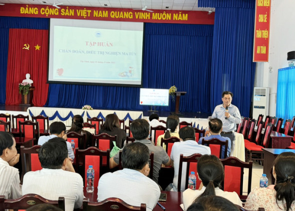 Tây Ninh: Tập huấn hướng dẫn chẩn đoán và điều trị nghiện ma túy