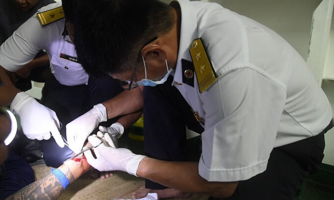 Bà Rịa - Vũng Tàu: Cấp cứu ngư dân bị tai nạn trên biển