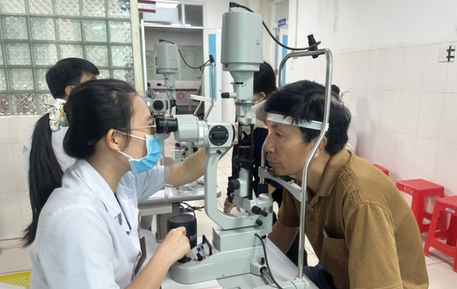 Tật khúc xạ: Cách nhận biết và phòng ngừa