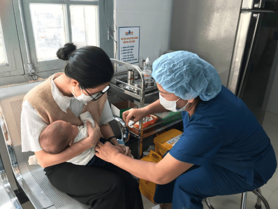 Phòng bệnh viêm đường hô hấp cấp cho trẻ